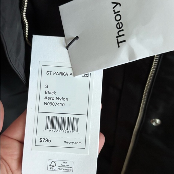 Theory Black Aero Nylon Puffer Jacket - Picture 4 of 5